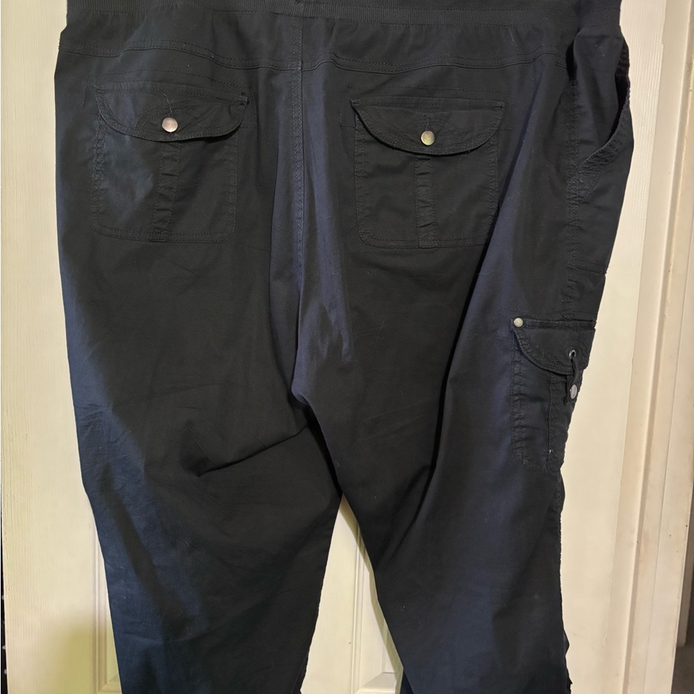Evans from Avenue Black Cargo Capris - Picture 3 of 3